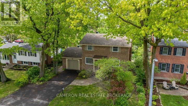 Property Photo: 1515 Grant Avenue ON K6J 1Z6