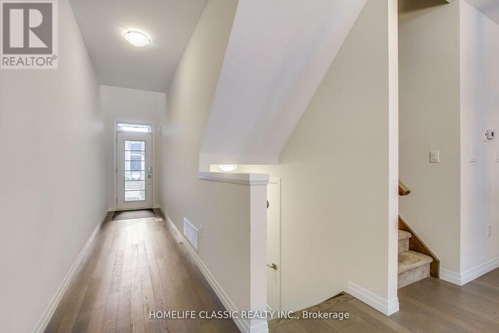 Property Photo:  103 Greenwich Avenue  ON L8J 0L6 