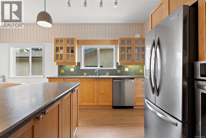Property Photo:  2235 Harbour Road 13  BC V8L 2P7 
