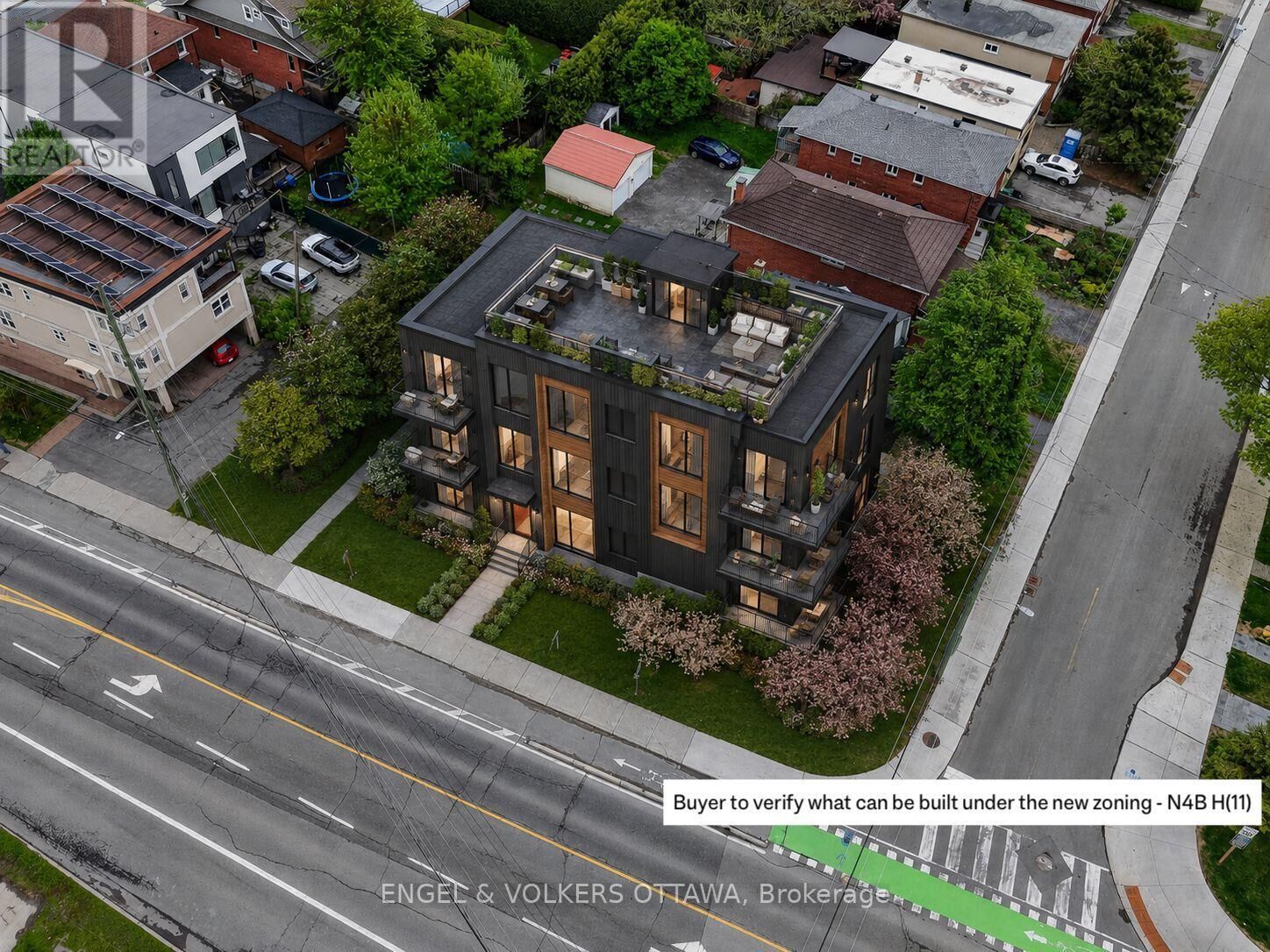 Property Photo:  1 Caroline Avenue  ON K1Y 0S8 