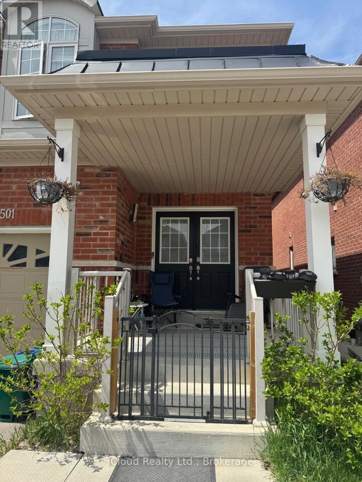 Property Photo:  501 Downes Jackson Heights  ON L9T 8W2 
