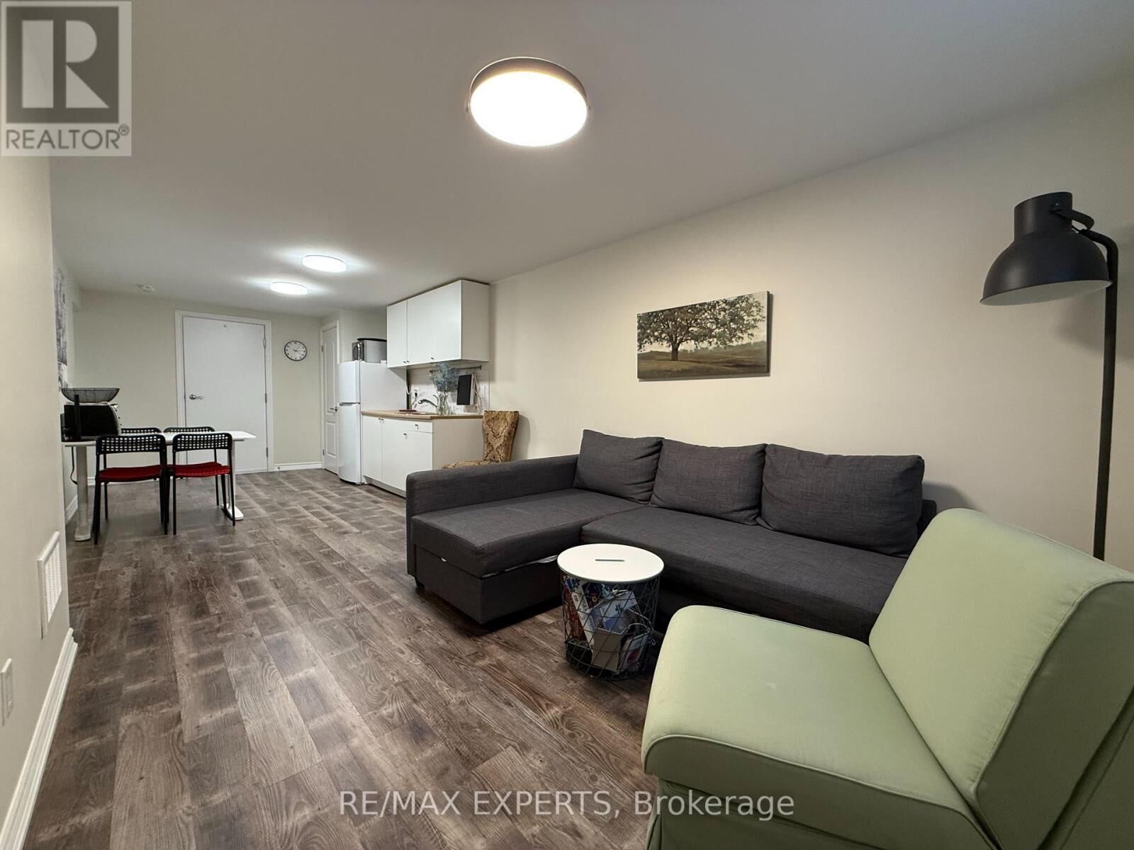 Property Photo:  4 McNairn Court Basement  ON L4C 5X1 
