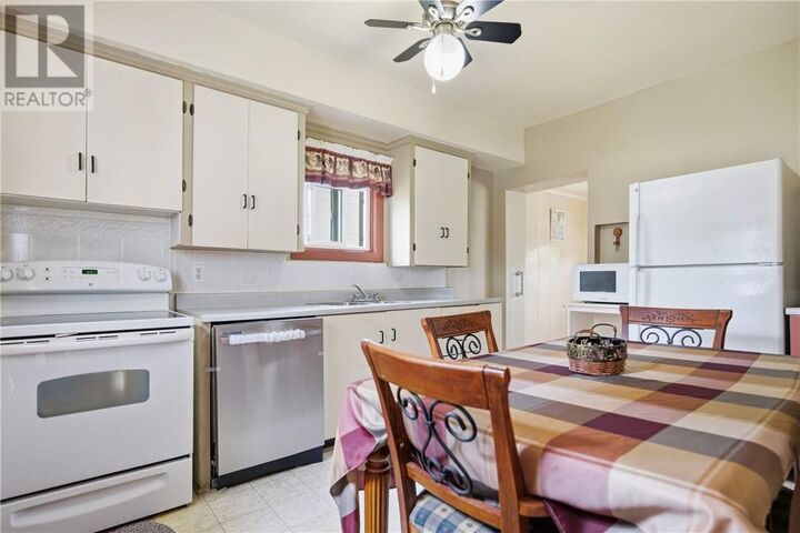 Property Photo:  33 Third Avenue  ON P0M 1M0 
