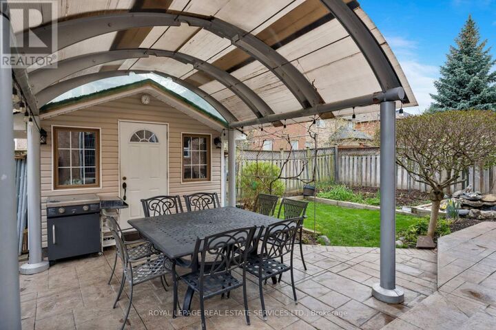 Property Photo: 2252 Foxfield Road ON L6M 4C5