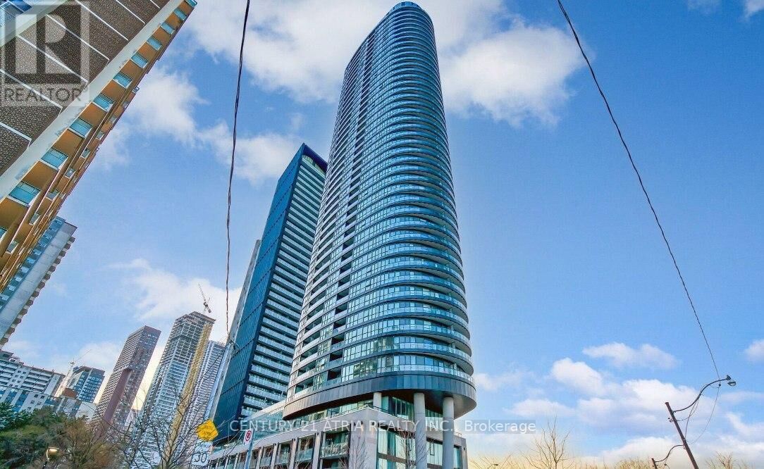 Property Photo: 575 Bloor Street East 1701 ON M4W 0B2