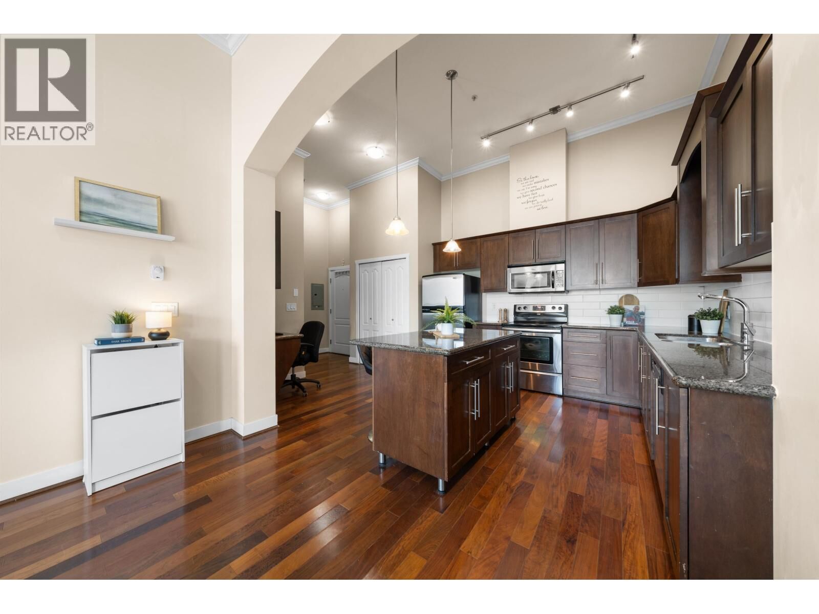 Property Photo:  2628 Maple Street 415  BC V3C 0E2 