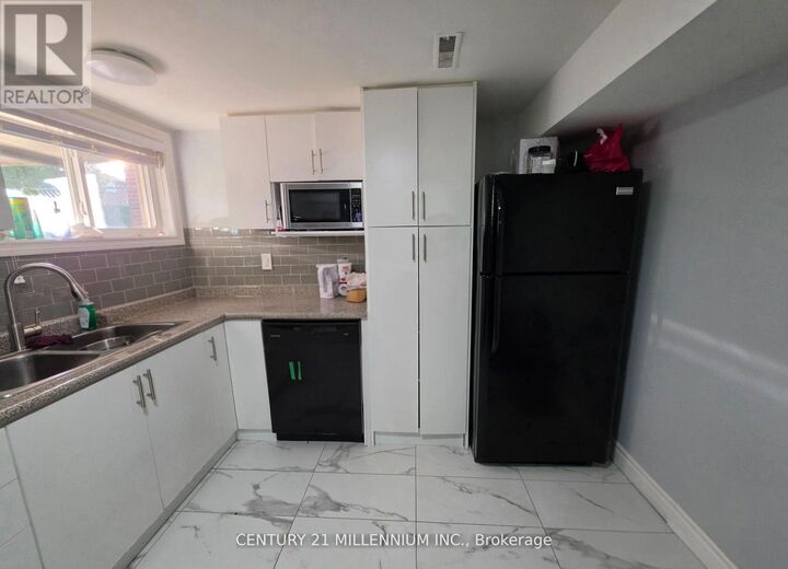 Property Photo: 23 Malcolm Crescent ON L6S 3C7