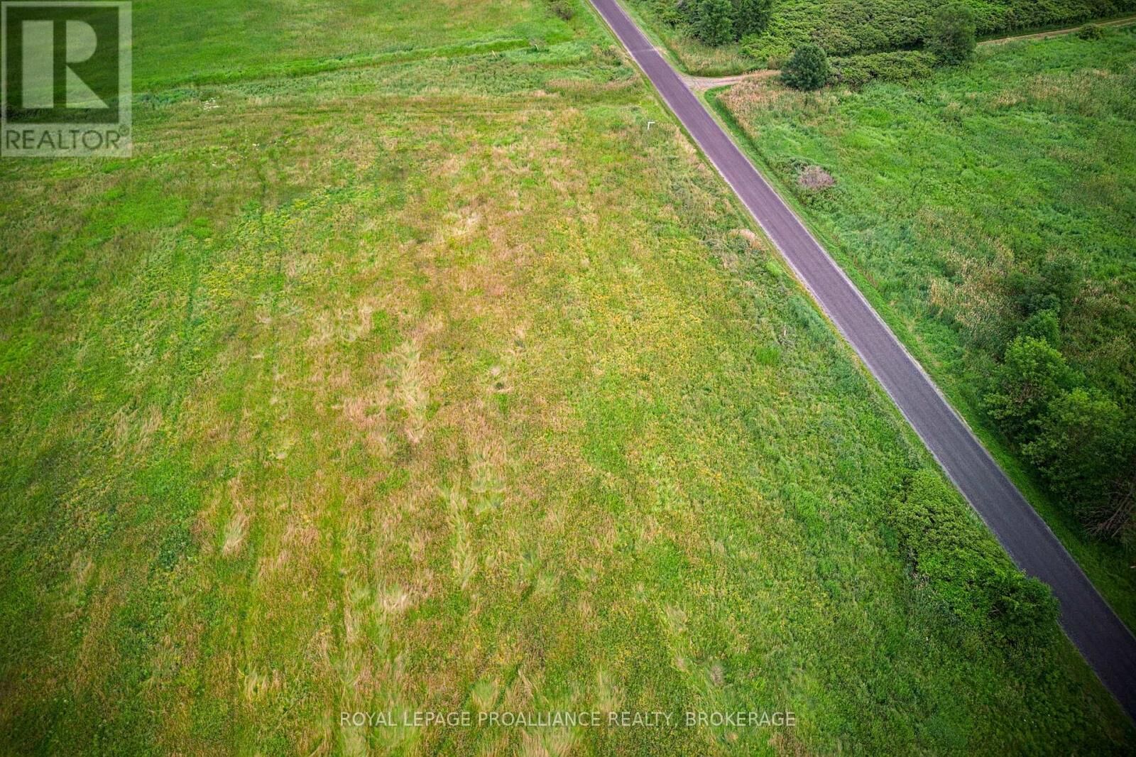 Property Photo:  68 3rd Concession Road  ON K0H 2S0 