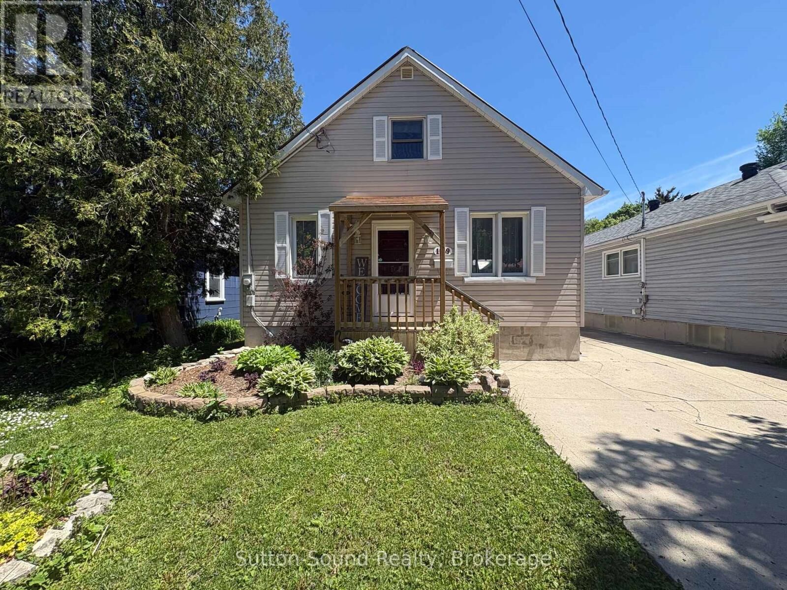Property Photo:  1139 4th Avenue West  ON N4K 4W3 