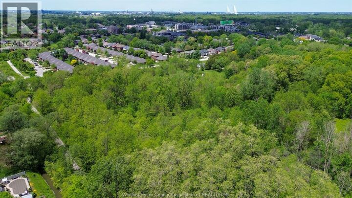 Property Photo:  V/L Dunkirk Blvd (E/S)  ON N9H 1Y5 