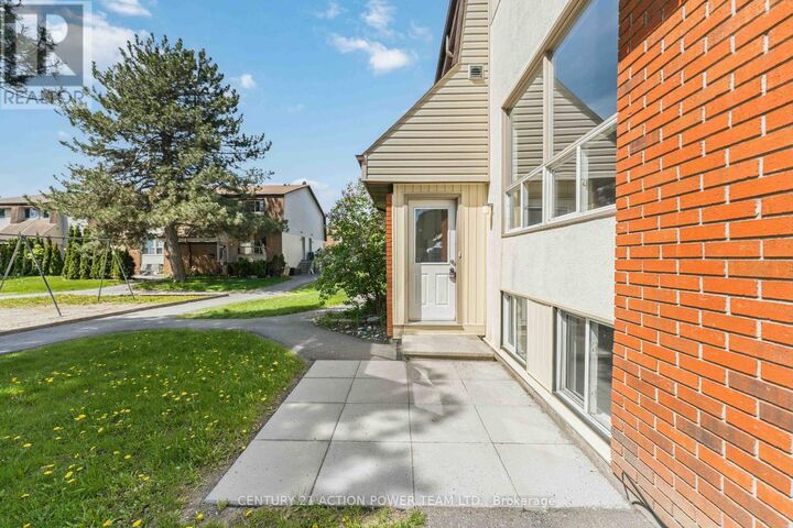 Property Photo:  17 Sonnet Crescent B  ON K2H 8W8 