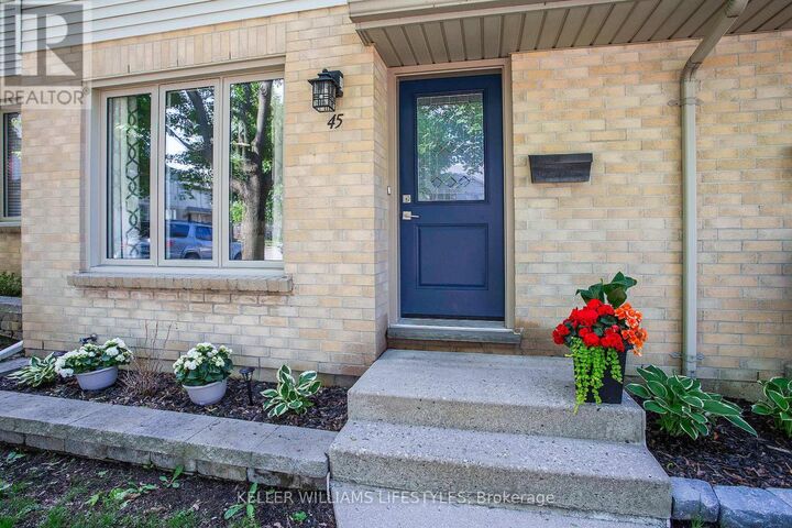 Property Photo:  925 Lawson Road 45  ON N6G 4X3 