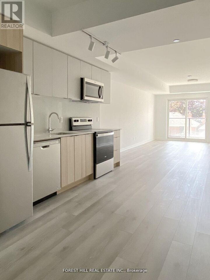 Property Photo: 2000 Bathurst Street 309 ON M5P 0A7