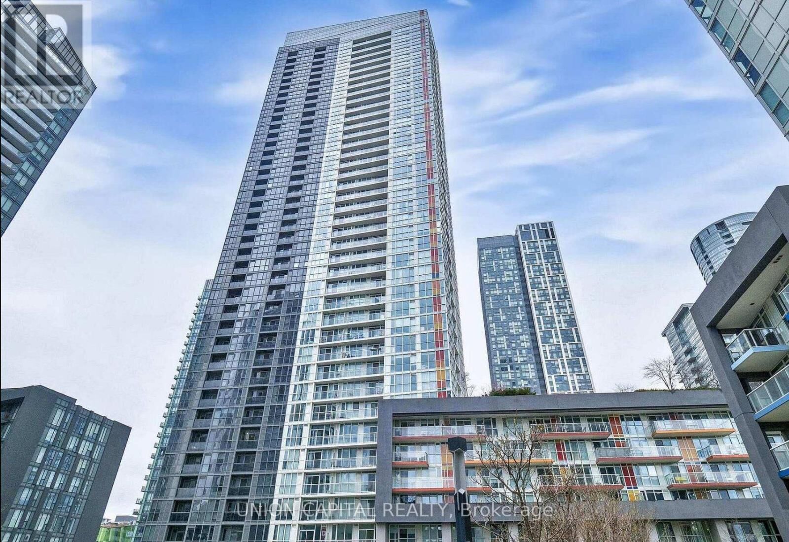 Property Photo:  85 Queens Wharf Road 1502  ON M5V 0J9 