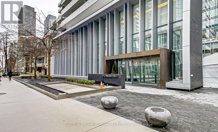 Property Photo: 42 Charles Street East 1908 ON M4Y 0B7