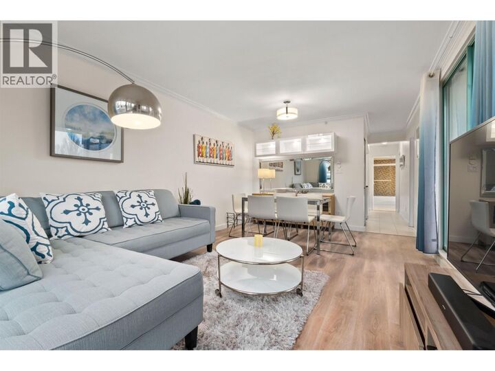 Property Photo: 907 Beach Avenue 506 BC V6Z 2R3
