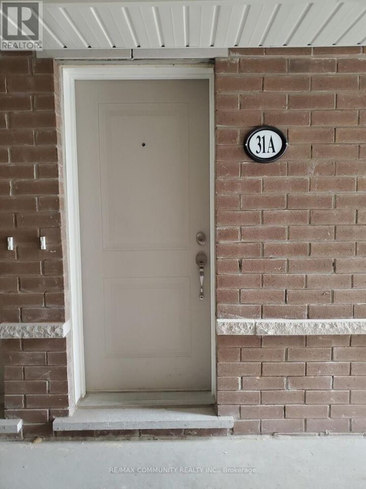 Property Photo:  31 Luzon Avenue 31A  ON L6B 1N6 