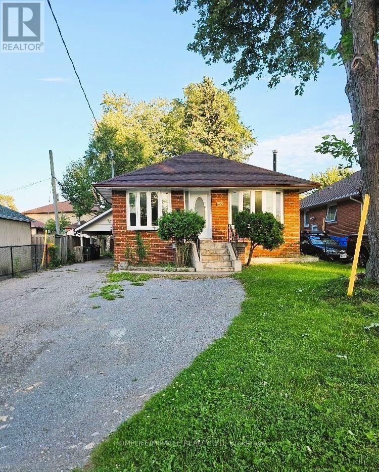 Property Photo: 259 Tower Drive Bsmt -1 ON M1R 3P9