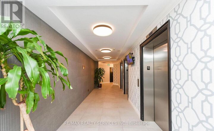 Property Photo:  220 Forum Drive 202  ON L4Z 4K1 