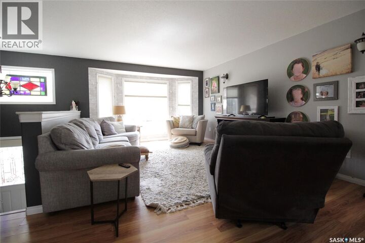 Property Photo:  608 Alberni Street  SK S0G 3N0 