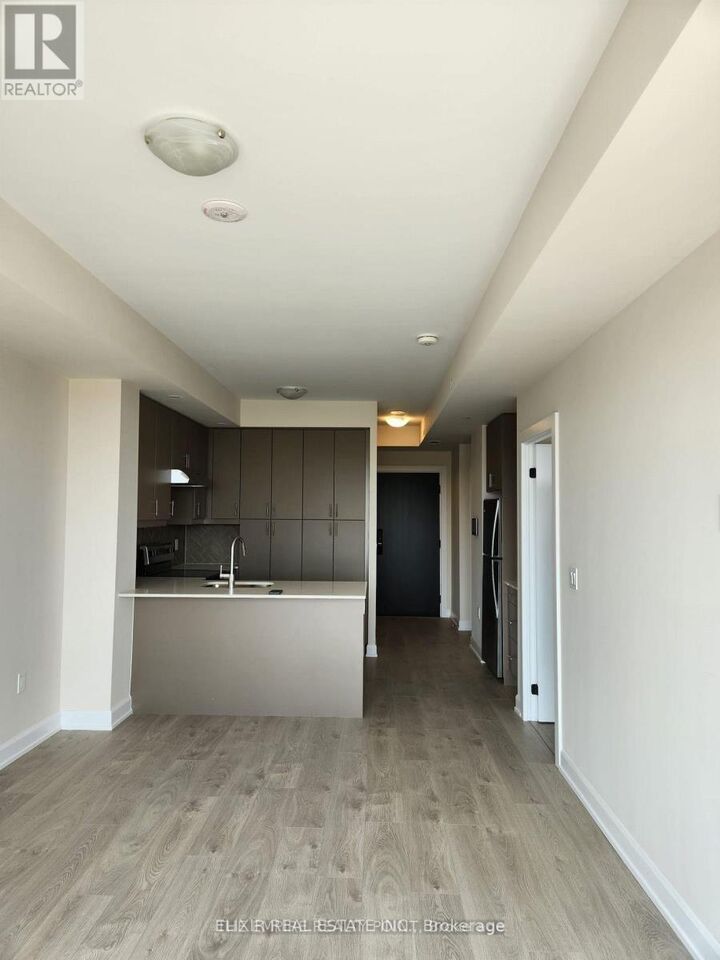 Property Photo: 3200 William Coltson Avenue 319 ON L6H 7W6