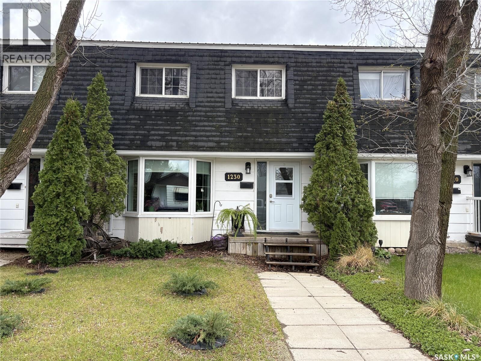 Property Photo: 1230 Chaplin Street E SK S9H 1K1