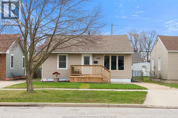 Property Photo:  2228 Elsmere Avenue  ON N8W 2C6 