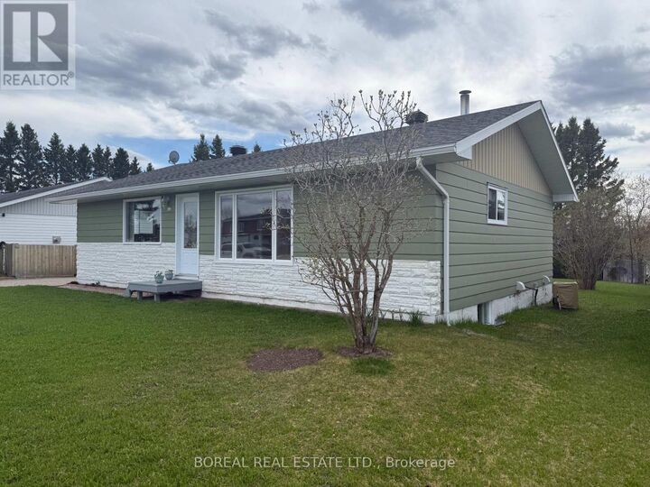 Property Photo: 423 Fourteenth Avenue ON P0L 1C0