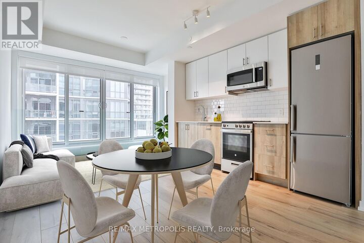 Property Photo: 1195 The Queensway 412 ON M8Z 0H1