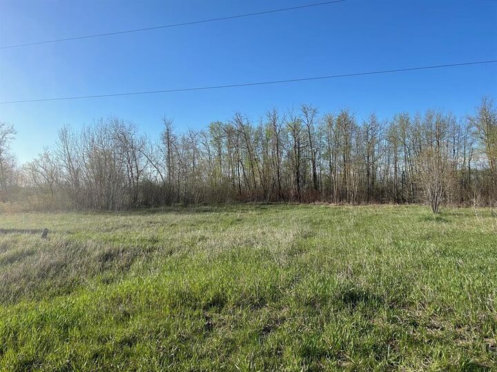 Property Photo:  37102 61 N Road  MB R1N 3A3 