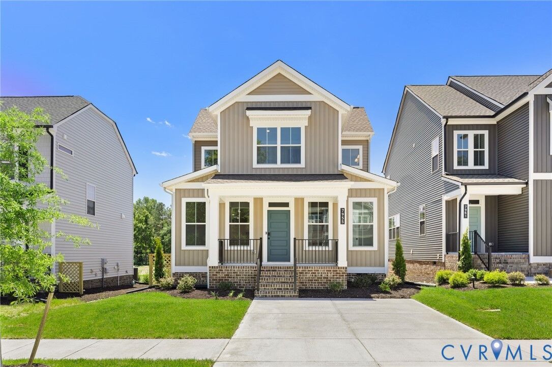 Property Photo: 7955 Lyndale Drive VA 23235