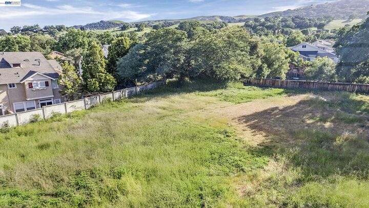 Property Photo:  19251 San Ramon Valley Bl  CA 94583 