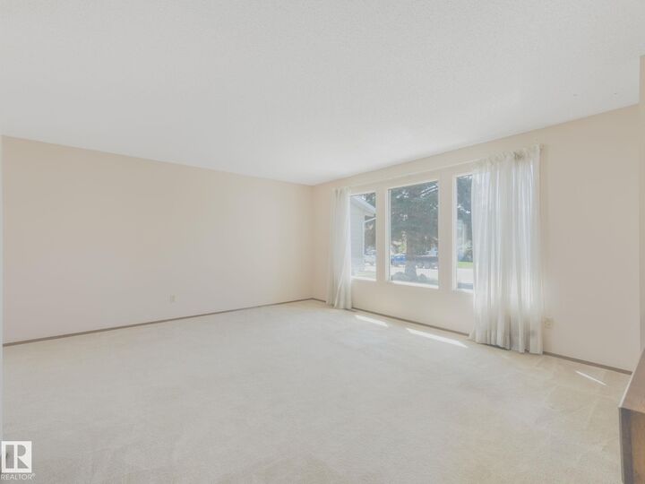 Property Photo:  18514 86A Avenue NW  AB T5T 1J6 