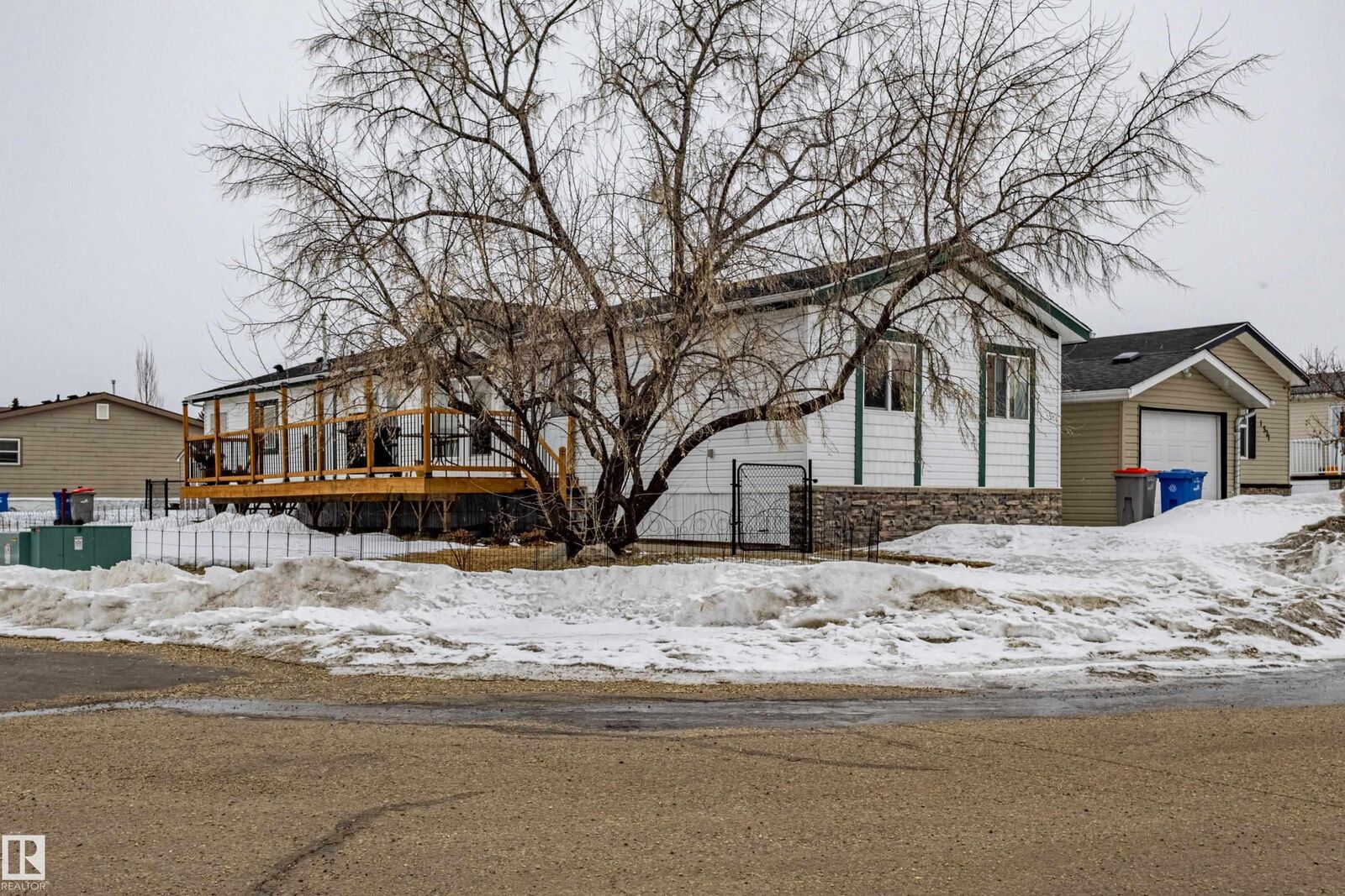 Property Photo: 1529 Range Road 272 Rural Parkland County, Alberta AB T7X 4M4
