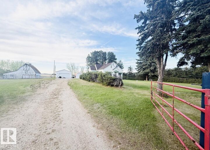 Property Photo: 241004 Hwy 13 AB T9A 2G2