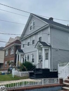 Property Photo:  1020 Cross Ave 2F  NJ 07208 