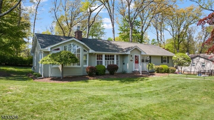 Property Photo:  9 Cross Rd  NJ 07950 