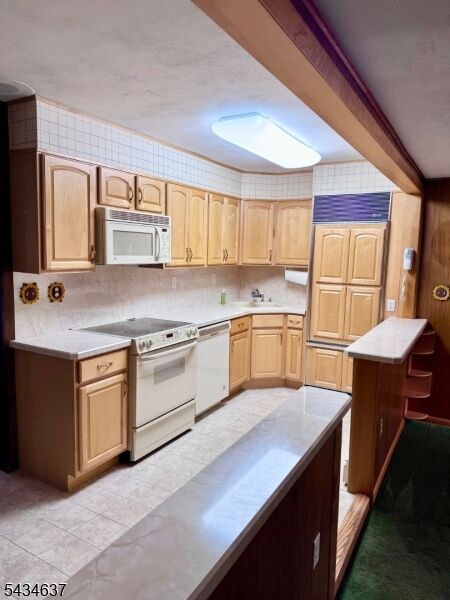 Property Photo:  14 Berwick Way  NJ 08854 