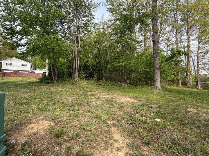 Property Photo:  Lot 27 Chaucer Place  WV 25071 
