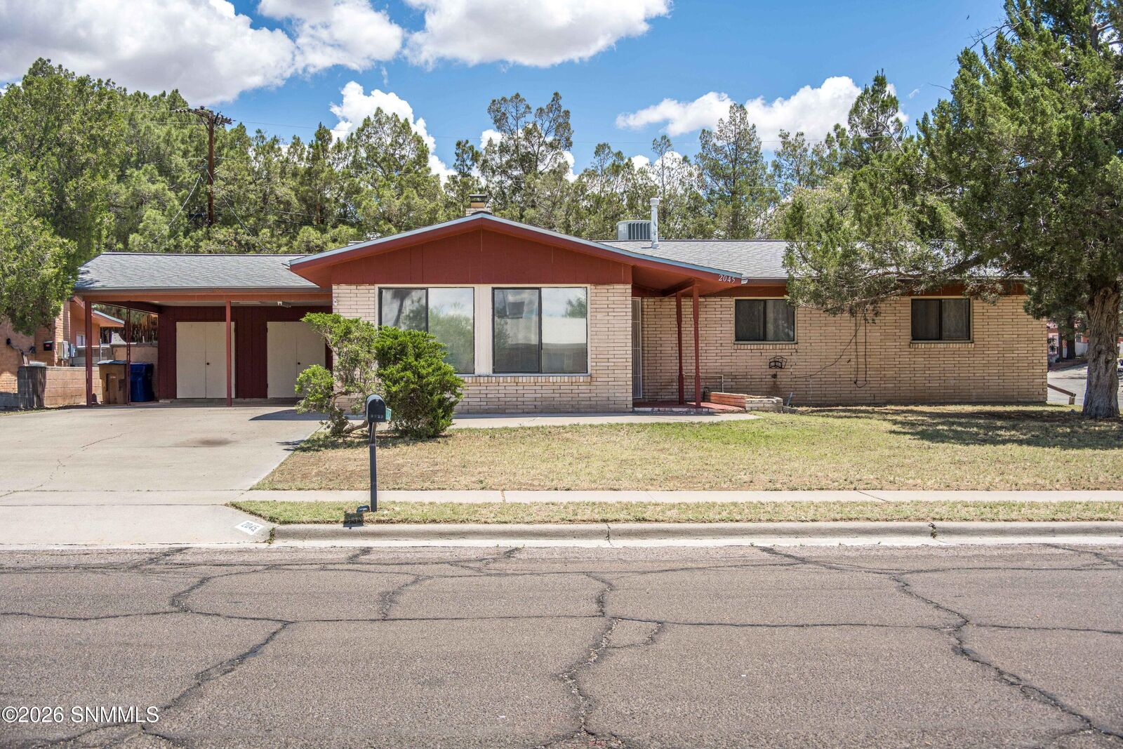 Property Photo:  2045 Gladys Drive  NM 88001 