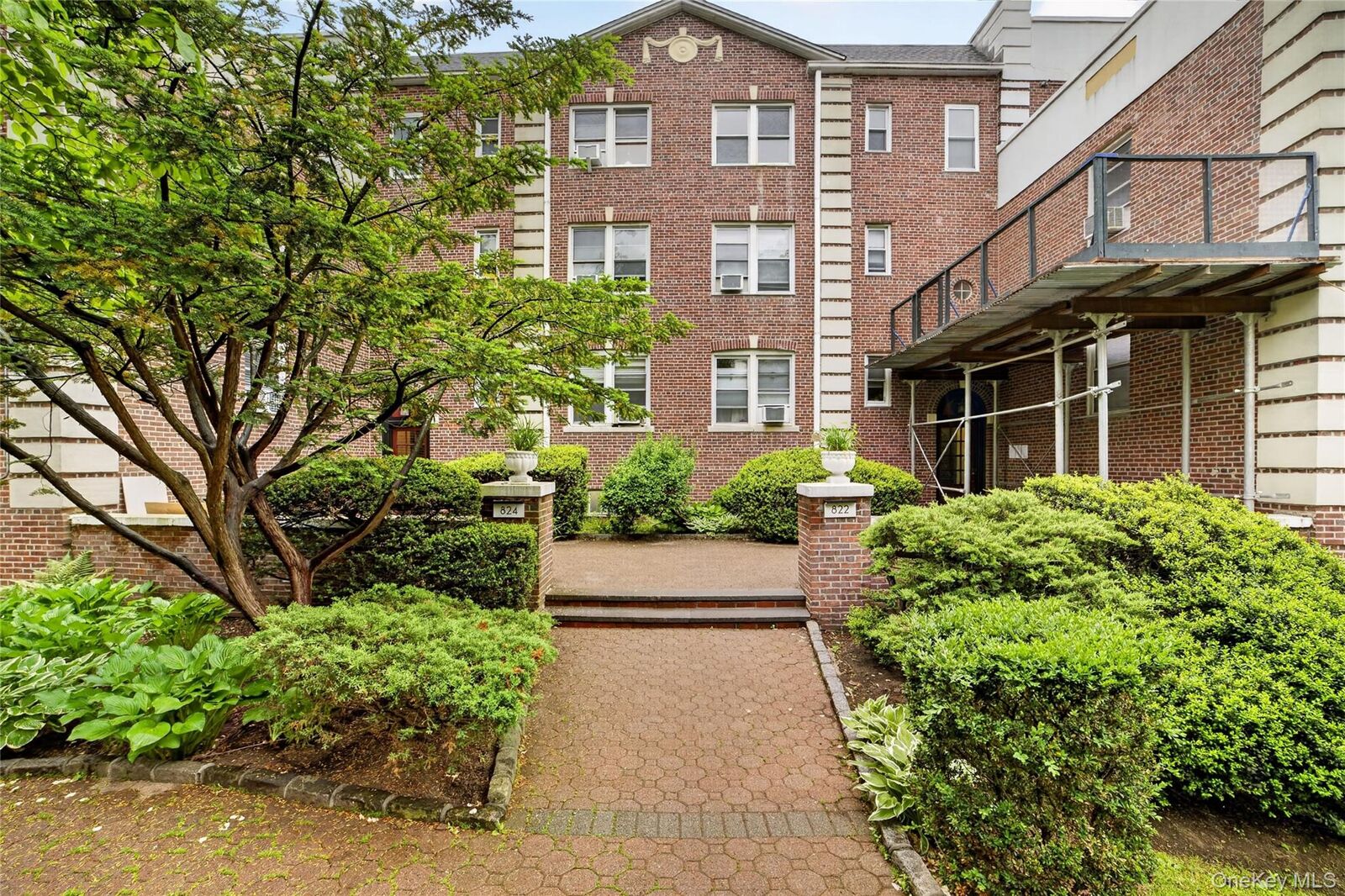 Property Photo:  824 Palmer Road 1F  NY 10708 