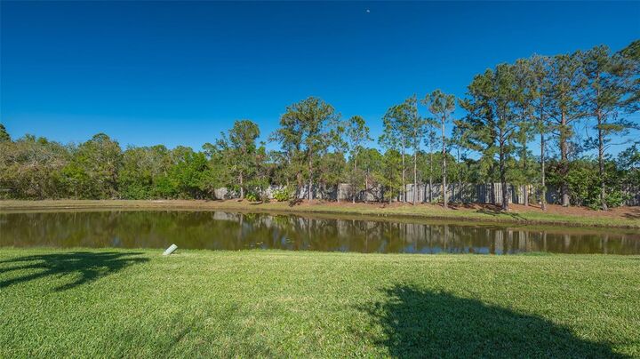 Property Photo:  315 Londonderry Drive  FL 34240 