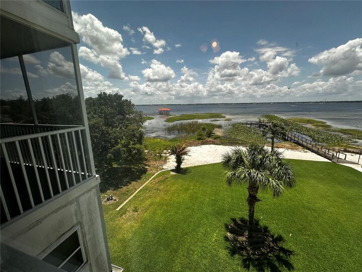 Property Photo:  2131 Lakeview Drive 410  FL 33870 