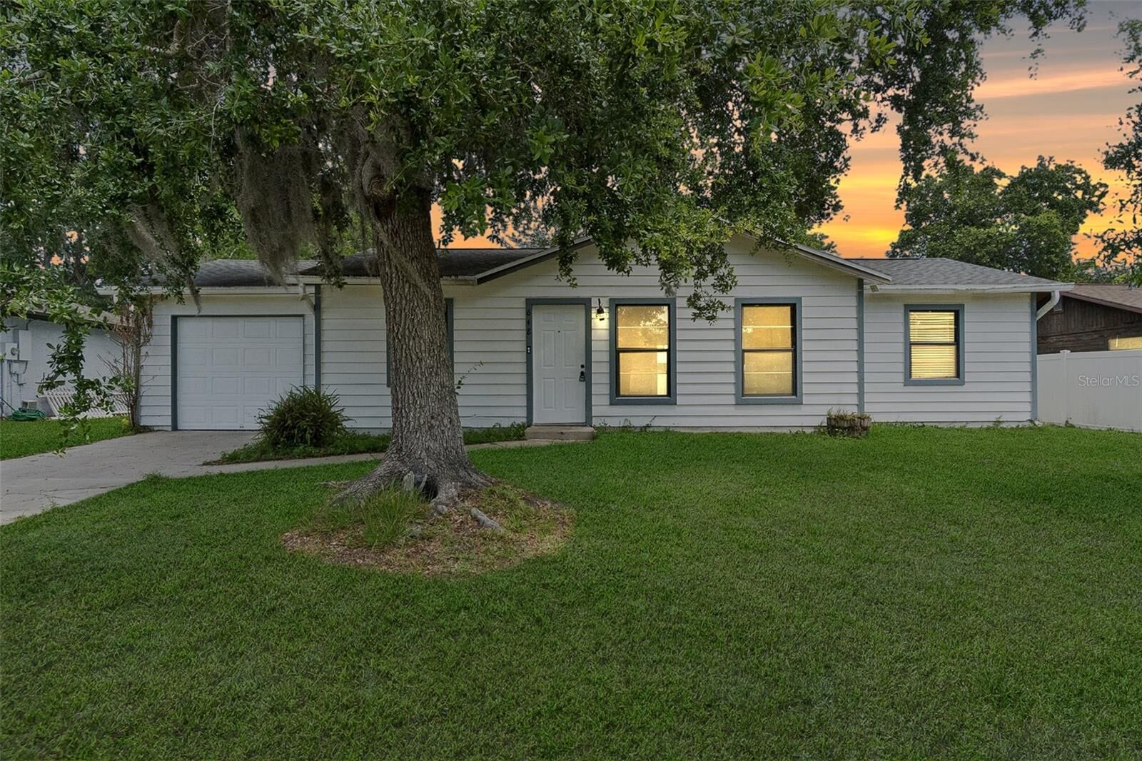 Property Photo:  648 Floridian Drive  FL 34758 