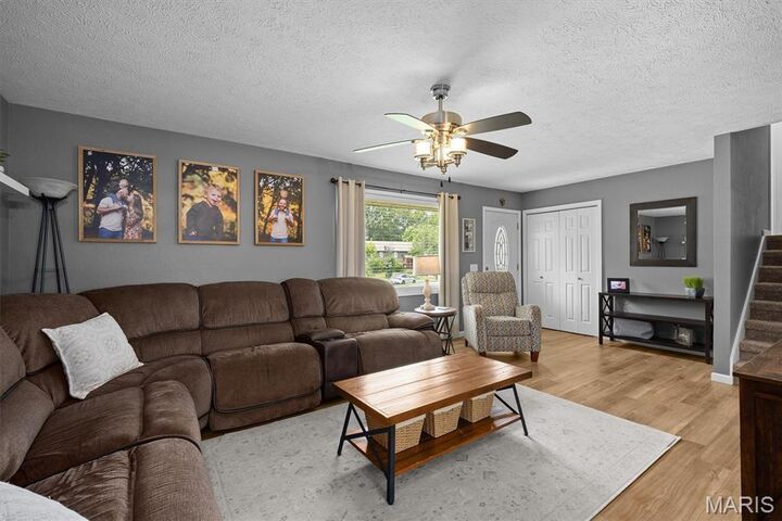Property Photo:  160 Sunray Drive  IL 62249 
