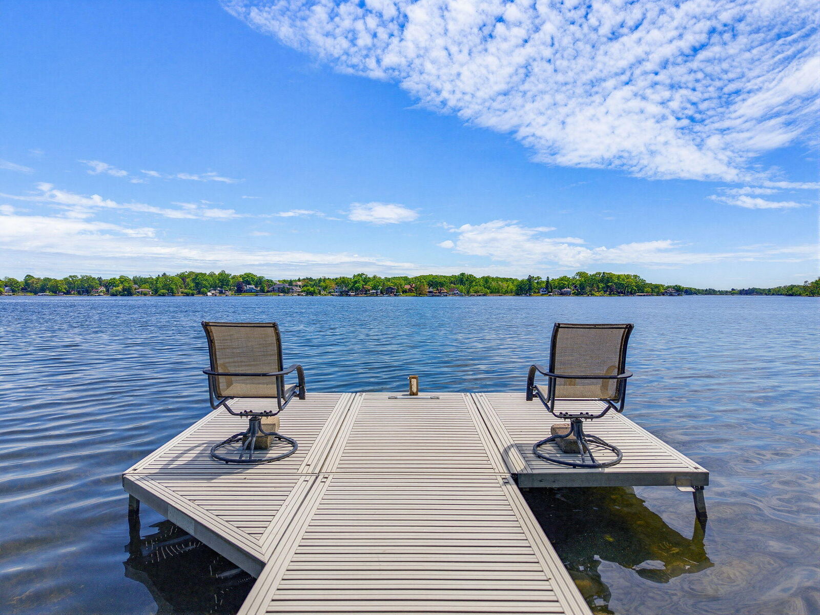 Property Photo: 6912 N Tichigan Rd WI 53185