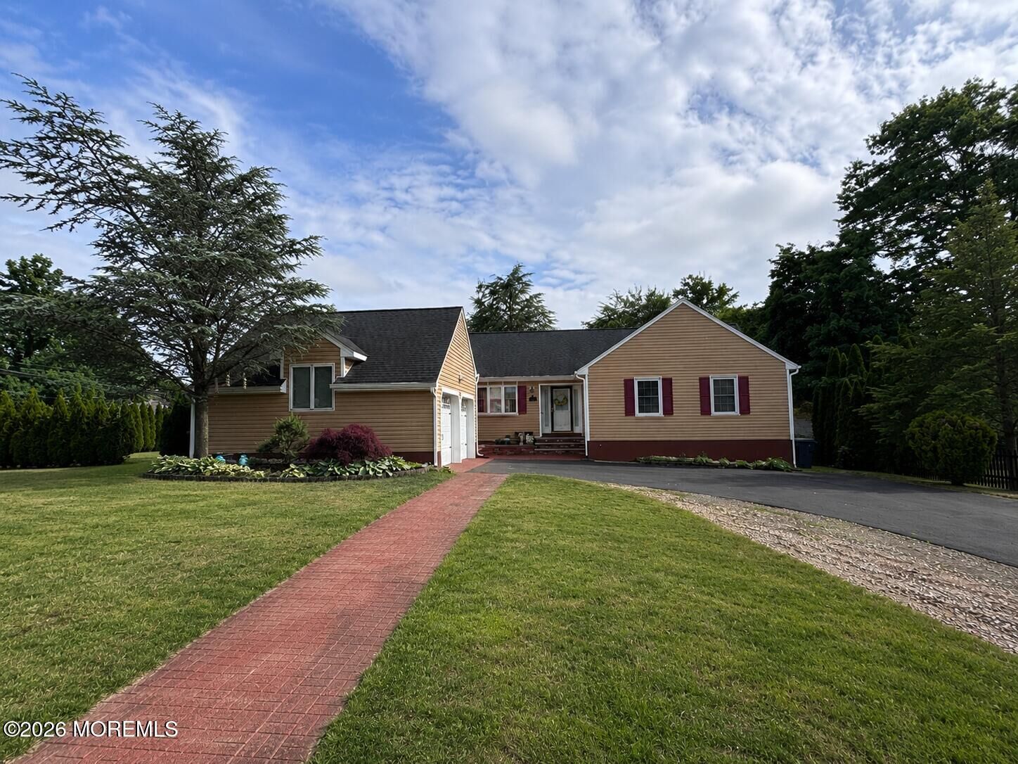 Property Photo: 991 Mulberry Place NJ 08753