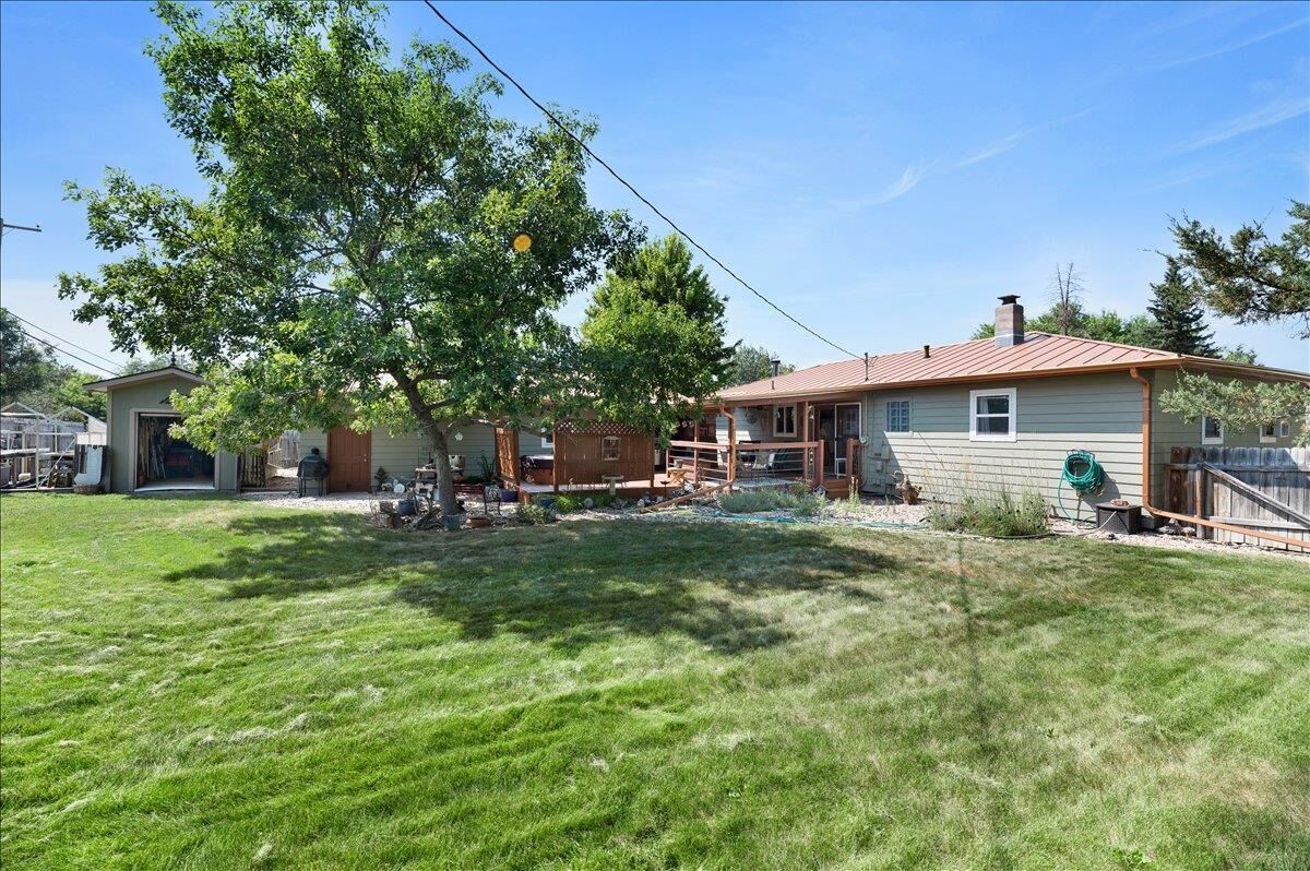 Property Photo:  1000 Roberts Street  SD 57717 