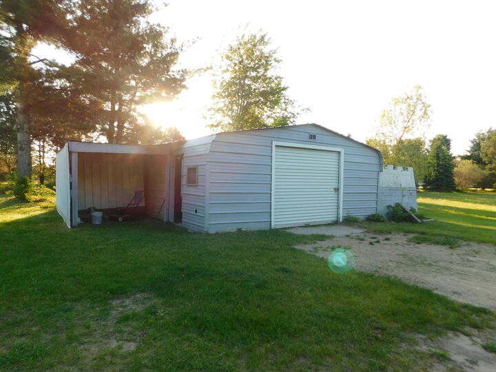 Property Photo:  10485 Bagley Avenue  MI 49327 