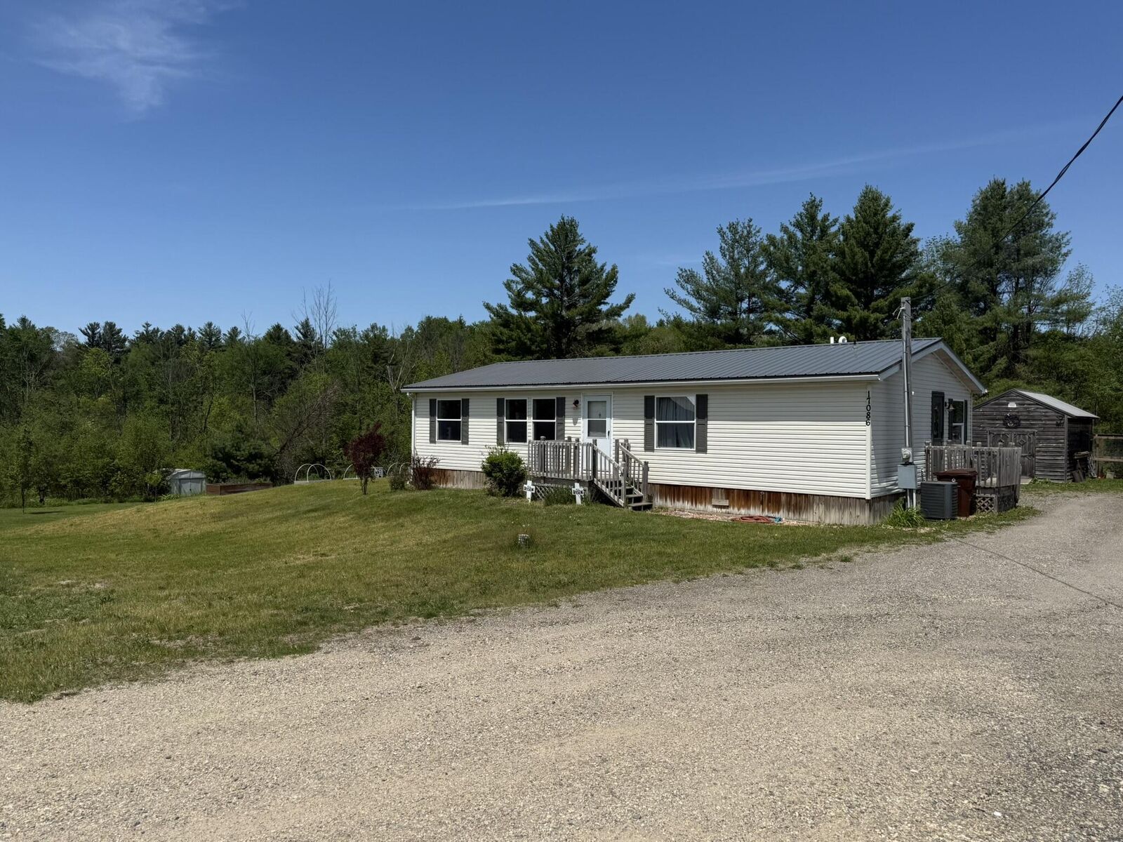 Property Photo:  17086 Pierce Road  MI 49346 